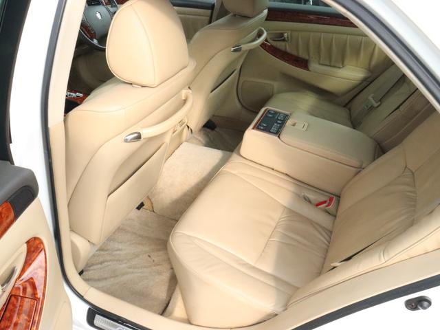 クラウン ロイヤルサルーン ベージュ本革シート サンルーフ カールソン20インチAW ローダウン 後期バンパー モデリスタフルエアロ シートヒーター(39枚目)