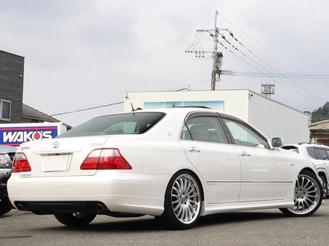 クラウン ロイヤルサルーン ベージュ本革シート サンルーフ カールソン20インチAW ローダウン 後期バンパー モデリスタフルエアロ シートヒーター(46枚目)