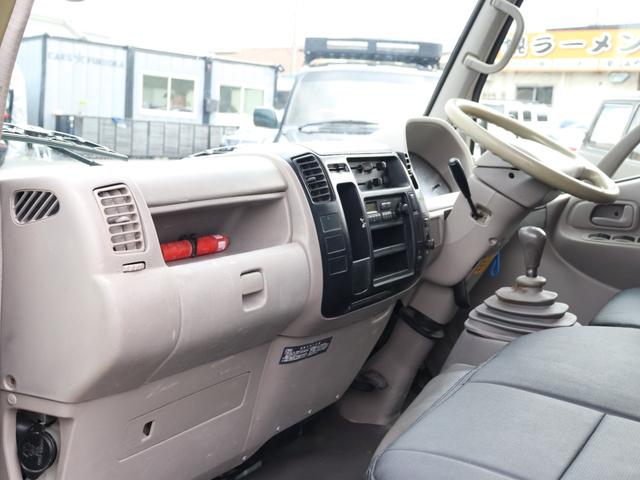 ダイナトラック Wキャブロングジャストロー ダブルキャブ リフトアップ 輸出ホイール ジオランダーMT 2500cc ディーゼルターボ マットカーキ オーバーフェンダー パイプフェンダー 後期ルックヘッドライト シートカバー マフラー(36枚目)