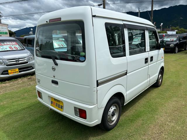 日産 ＮＶ１００クリッパーバン