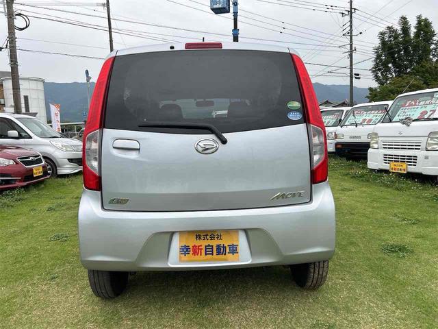ムーヴ Ｌ　ＥＴＣ　ナビ　キーレスエントリー　アイドリングストップ　電動格納ミラー　ベンチシート　ＣＶＴ　盗難防止システム　ＡＢＳ　ＣＤ　衝突安全ボディ　エアコン　パワーステアリング　パワーウィンドウ（4枚目）