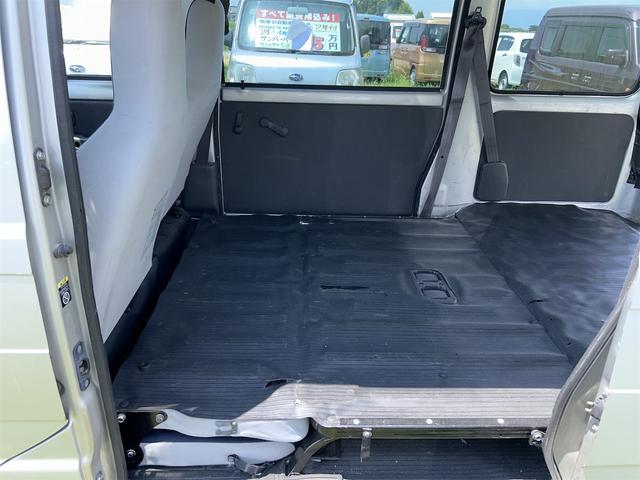 サンバーバン トランスポーター　オートマ　軽バン　ＡＴ　両側スライドドア　エアコン　パワーウィンドウ　運転席エアバッグ　ＣＤ　ＴＶ１　２０１０年式　車検整備付き（24枚目）