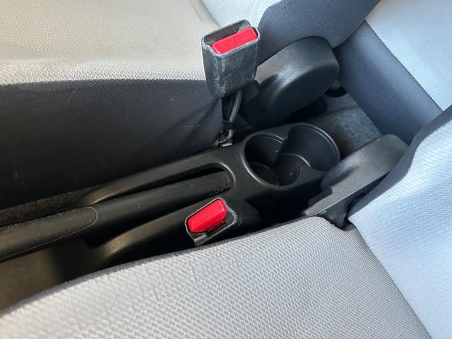 アルト ＶＰ　キーレスエントリー　ＡＴ　盗難防止システム　ＡＢＳ　ＥＳＣ　衝突安全ボディ　エアコン（29枚目）