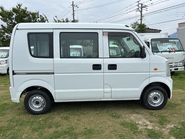 スクラム ＰＣ　ＭＴ　両側スライドドア　盗難防止システム　エアコン　パワーステアリング　運転席エアバッグ　助手席エアバッグ（6枚目）