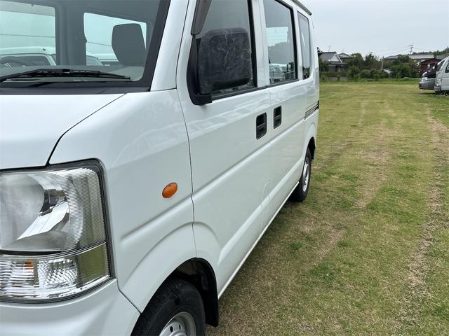 スクラム ＰＣ　ＭＴ　両側スライドドア　盗難防止システム　エアコン　パワーステアリング　運転席エアバッグ　助手席エアバッグ（12枚目）