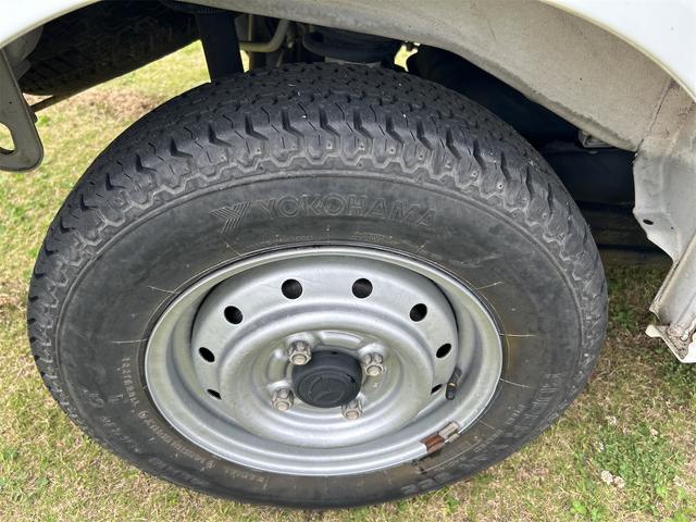スクラム ＰＣ　ＭＴ　両側スライドドア　盗難防止システム　エアコン　パワーステアリング　運転席エアバッグ　助手席エアバッグ（15枚目）