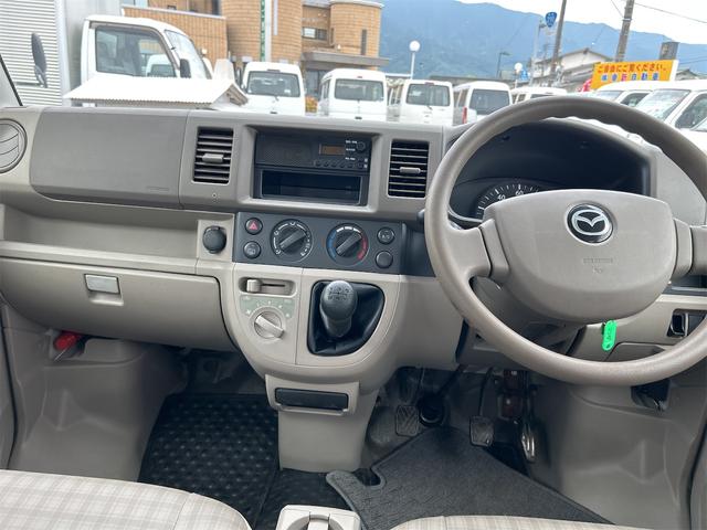 スクラム ＰＣ　ＭＴ　両側スライドドア　盗難防止システム　エアコン　パワーステアリング　運転席エアバッグ　助手席エアバッグ（16枚目）
