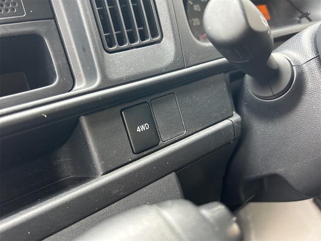 すぐにご来店頂けない場合や遠方にお住まいの方、車両状態の詳細が知りたい方はお気軽にご連絡下さい♪