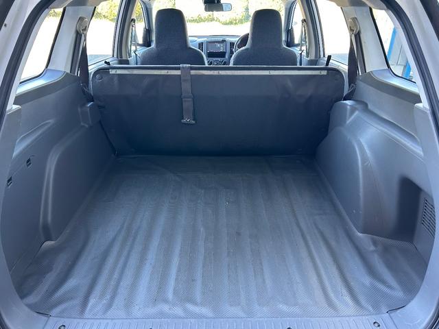 NV150AD VE エマージェンシーブレーキ ETC ナビ TV レーンアシスト 衝突被害軽減システム キーレスエントリー 電動格納ミラー 100V電源 CVT ABS ESC CD USB Bluetooth エアコン(14枚目)