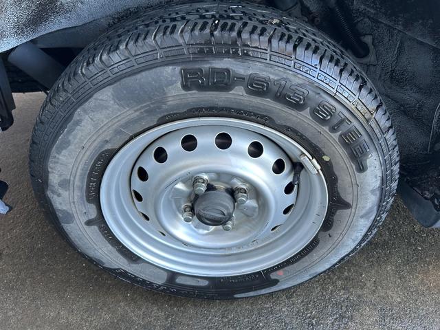 NV150AD VE エマージェンシーブレーキ ETC ナビ TV レーンアシスト 衝突被害軽減システム キーレスエントリー 電動格納ミラー 100V電源 CVT ABS ESC CD USB Bluetooth エアコン(18枚目)