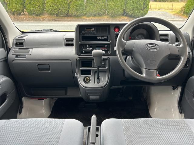 ハイゼットカーゴ ＤＸ　オートマ　フォグランプ　ハイルーフ　２人乗り　ＥＴＣ　軽バン　ＡＴ　ＥＴＣ　両側スライドドア　エアコン　パワーウィンドウ　運転席エアバッグ　助手席エアバッグ（18枚目）