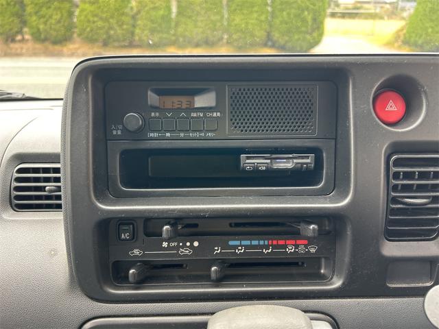 ハイゼットカーゴ ＤＸ　オートマ　フォグランプ　ハイルーフ　２人乗り　ＥＴＣ　軽バン　ＡＴ　ＥＴＣ　両側スライドドア　エアコン　パワーウィンドウ　運転席エアバッグ　助手席エアバッグ（19枚目）