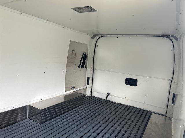 ハイエースバン -5度冷凍車 冷蔵車 オートマ ディーゼル タイヤ4本新品 社外アルミホイール フォグランプ バックモニター ドライブレコーダー ETC スライドドア 電動格納ミラー エアコン パワーウィンドウ(19枚目)