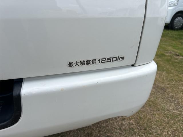 ハイエースバン -5度冷凍車 冷蔵車 オートマ ディーゼル タイヤ4本新品 社外アルミホイール フォグランプ バックモニター ドライブレコーダー ETC スライドドア 電動格納ミラー エアコン パワーウィンドウ(22枚目)