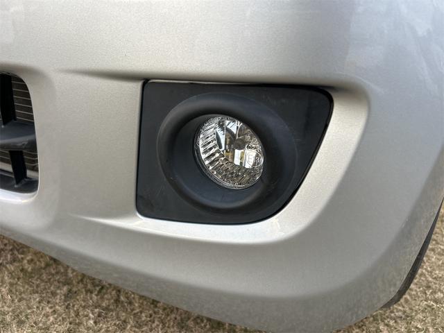 ミラ Xスペシャル マニュアル5速 ワンオーナー キーレスエントリー MT 盗難防止システム ABS CD ミュージックプレイヤー接続可 衝突安全ボディ エアコン パワーステアリング パワーウィンドウ(10枚目)