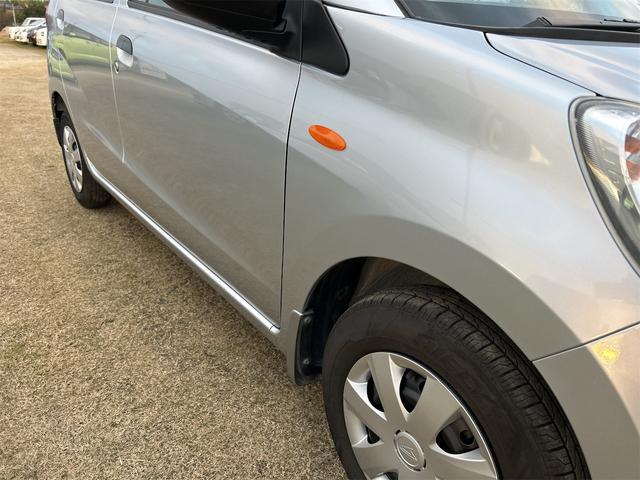 ミラ Xスペシャル マニュアル5速 ワンオーナー キーレスエントリー MT 盗難防止システム ABS CD ミュージックプレイヤー接続可 衝突安全ボディ エアコン パワーステアリング パワーウィンドウ(14枚目)