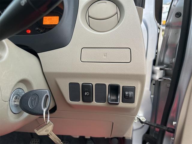 ミラ Xスペシャル マニュアル5速 ワンオーナー キーレスエントリー MT 盗難防止システム ABS CD ミュージックプレイヤー接続可 衝突安全ボディ エアコン パワーステアリング パワーウィンドウ(24枚目)