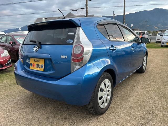 アクア G ETC ナビ TV キーレスエントリー 電動格納ミラー CVT 衝突安全ボディ ABS ESC Bluetooth エアコン パワーステアリング パワーウィンドウ(5枚目)