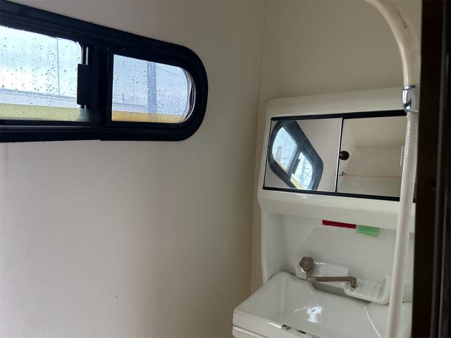 �݌Ɋm�F�ȂǂɊւ��ẮA���C�y�ɂ��₢���킹���������B