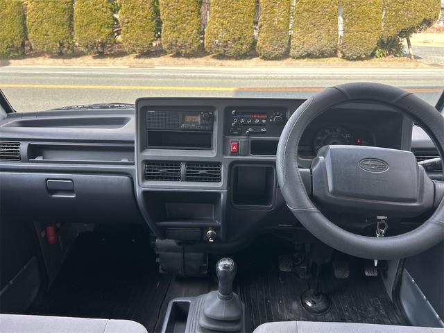 サンバーバン ＶＢ　マニュアル５速　ＭＴ　両側スライドドア　エアコン　パワーステアリング　運転席エアバッグ（11枚目）