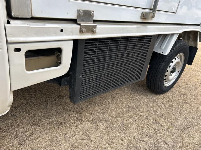 ハイゼットトラック 　リビルト（オーバーホール済）エンジン載せ替え済　オートマ　冷蔵・冷凍－７℃まで　ＡＴ　エアコン　パワーステアリング　パワーウィンドウ　運転席エアバッグ（19枚目）