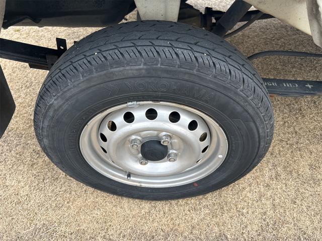 ハイゼットトラック 　リビルト（オーバーホール済）エンジン載せ替え済　オートマ　冷蔵・冷凍－７℃まで　ＡＴ　エアコン　パワーステアリング　パワーウィンドウ　運転席エアバッグ（33枚目）