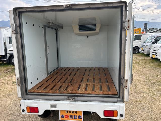 キャリイトラック 　冷蔵・冷凍車－５℃　オートマ　エアコン　ＡＴ　エアコン　パワーステアリング（11枚目）