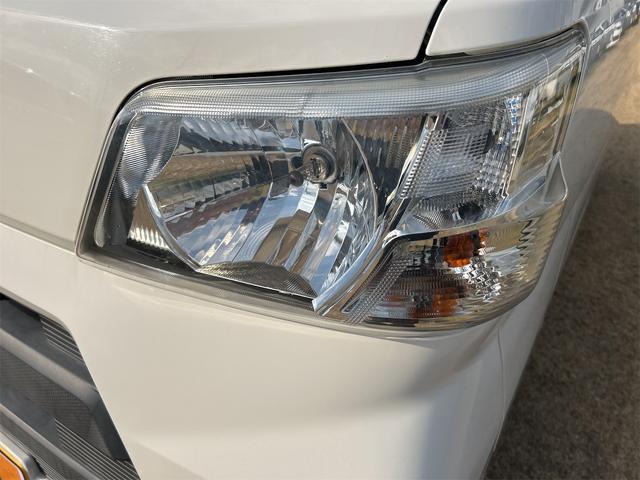 ハイゼットカーゴ ＤＸ　オートマ　キーレス　ＡＢＳ　パワステ　ＡＴ　ＥＴＣ　両側スライドドア　アイドリングストップ　エアコン　運転席エアバッグ　助手席エアバッグ（9枚目）