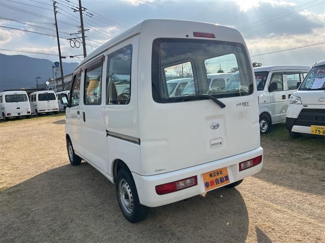 ハイゼットカーゴ スペシャル　４ＷＤ　マニュアル５速　ＭＴ　ドライブレコーダー　両側スライドドア　エアコン　パワーステアリング　運転席エアバッグ　助手席エアバッグ（3枚目）