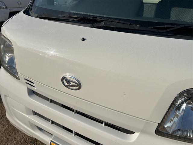 ハイゼットカーゴ スペシャル　４ＷＤ　マニュアル５速　ＭＴ　ドライブレコーダー　両側スライドドア　エアコン　パワーステアリング　運転席エアバッグ　助手席エアバッグ（10枚目）