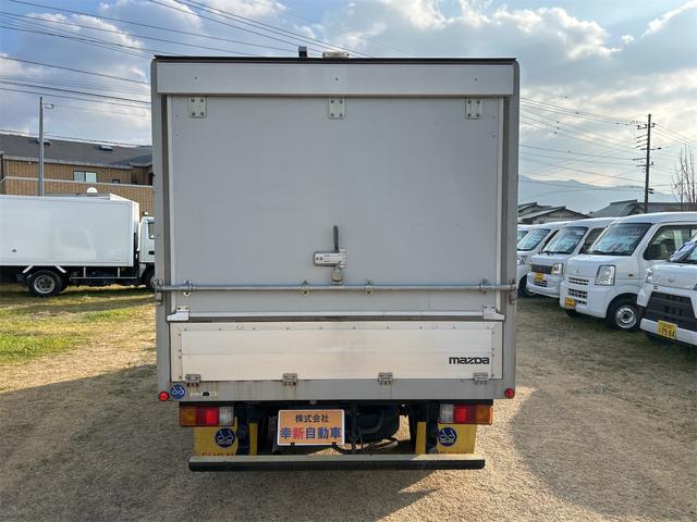 ボンゴトラック 　アルミバン　オートマ　２人乗り　バックカメラ　ベースグレード　後輪ダブル　ドライブレコーダー　ＡＢＳ　エアコン　パワーウィンドウ（4枚目）