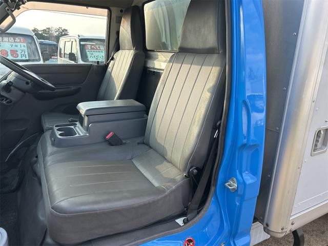 ボンゴトラック 　アルミバン　オートマ　２人乗り　バックカメラ　ベースグレード　後輪ダブル　ドライブレコーダー　ＡＢＳ　エアコン　パワーウィンドウ（31枚目）