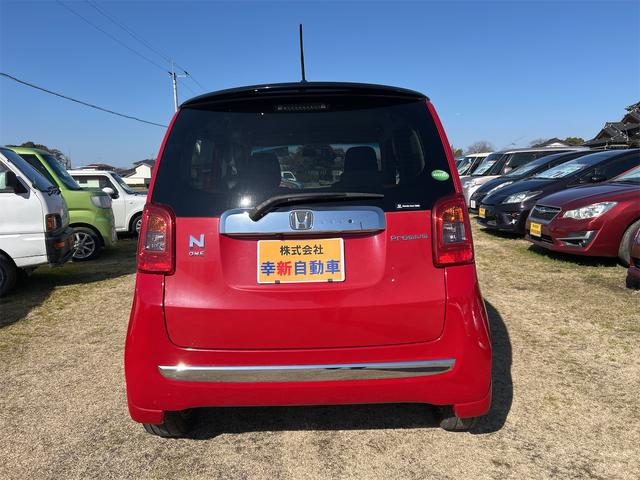 Ｎ－ＯＮＥ プレミアム　ツアラー・Ｌパッケージ　バックカメラ　ナビ　ＴＶ　オートクルーズコントロール　オートライト　ＨＩＤ　スマートキー　アイドリングストップ　電動格納ミラー　ベンチシート　ＣＶＴ　盗難防止システム　ＡＢＳ　ＥＳＣ　ＣＤ　ＤＶＤ再生（4枚目）