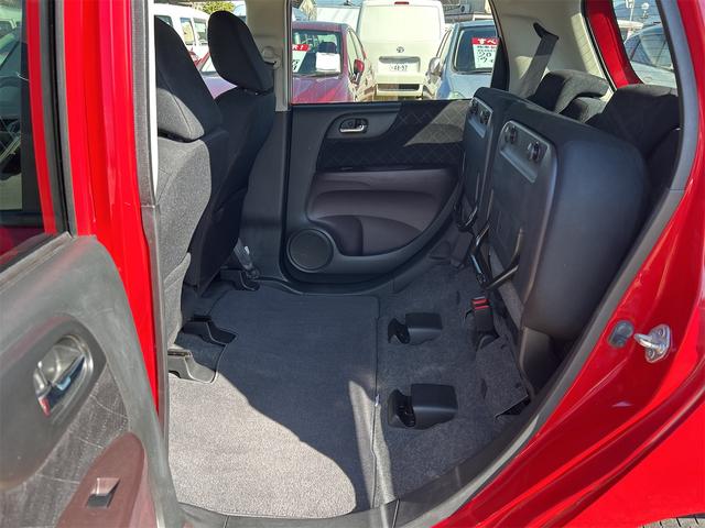 Ｎ－ＯＮＥ プレミアム　ツアラー・Ｌパッケージ　バックカメラ　ナビ　ＴＶ　オートクルーズコントロール　オートライト　ＨＩＤ　スマートキー　アイドリングストップ　電動格納ミラー　ベンチシート　ＣＶＴ　盗難防止システム　ＡＢＳ　ＥＳＣ　ＣＤ　ＤＶＤ再生（34枚目）