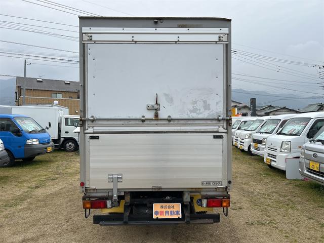 アトラストラック 　パネルバン　オートマ　キーレス　トラック　ＡＴ　ＥＴＣ　バックカメラ　キーレスエントリー　エアコン　パワーウィンドウ　運転席エアバッグ（4枚目）