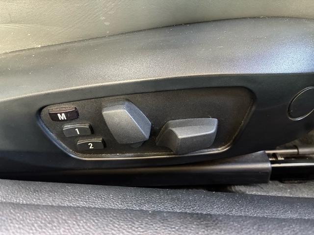 Ｍ３ Ｍ３クーペ　４０００ｃｃ・ＮＡ・６速ＭＴ・Ｖ８・カーボンルーフ・（8枚目）