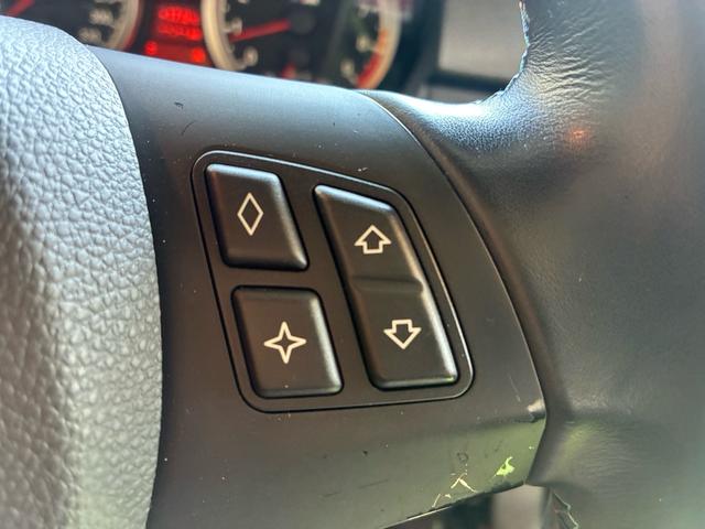 Ｍ３ Ｍ３クーペ　４０００ｃｃ・ＮＡ・６速ＭＴ・Ｖ８・カーボンルーフ・（16枚目）