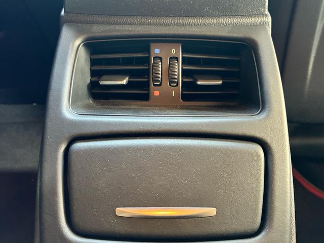 Ｍ３ Ｍ３クーペ　４０００ｃｃ・ＮＡ・６速ＭＴ・Ｖ８・カーボンルーフ・（23枚目）