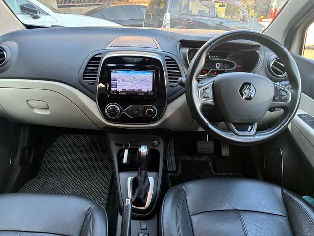 キャプチャー インテンス　レザー　（ヒーター付き黒革シート）（9枚目）