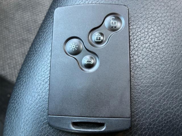 キャプチャー インテンス　レザー　（ヒーター付き黒革シート）（35枚目）