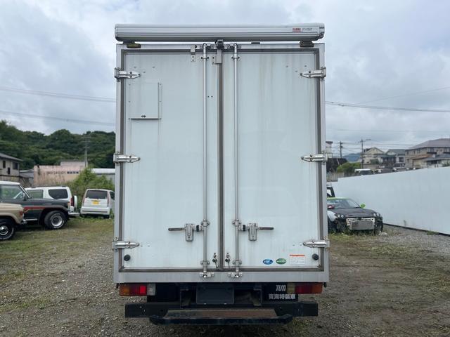トヨエース 　移動販売車　冷蔵庫　冷凍庫　３人乗り　移動販売車　冷蔵庫　冷凍庫（3枚目）