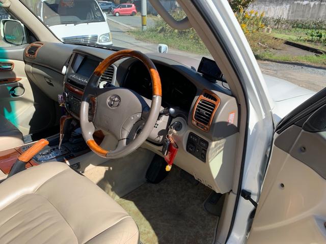 シグナス 純正ナビ 社外アルミ 4WD 革シート ウッドコンビハンドル トムススーパーチャージャー ブレンボブレーキシステム ガナドールマフラー 希少ナイトビュー付き(12枚目)