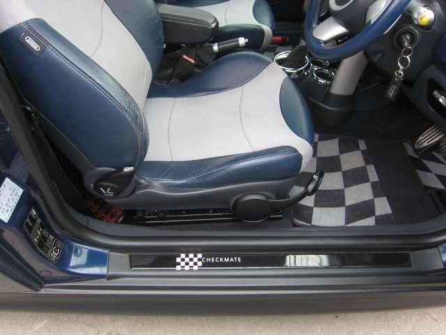 ＭＩＮＩ クーパーＳ　チェックメイト　車高調　インタークーラー　マフラー　ナビ＆ＴＶ＆ＥＴＣ（32枚目）