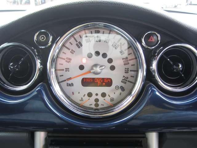 ＭＩＮＩ クーパーＳ　チェックメイト　車高調　インタークーラー　マフラー　ナビ＆ＴＶ＆ＥＴＣ（35枚目）