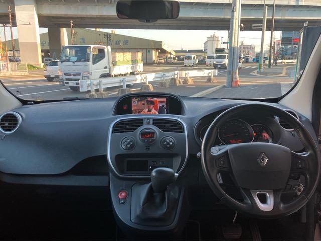 カングー ゼン　ＡＴ　フル装備　ナビ　フルセグＴＶ　バックカメラ　ＥＴＣ（6枚目）