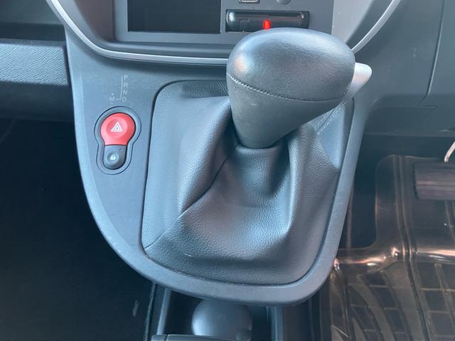 カングー ゼン　ＡＴ　フル装備　ナビ　フルセグＴＶ　バックカメラ　ＥＴＣ（18枚目）