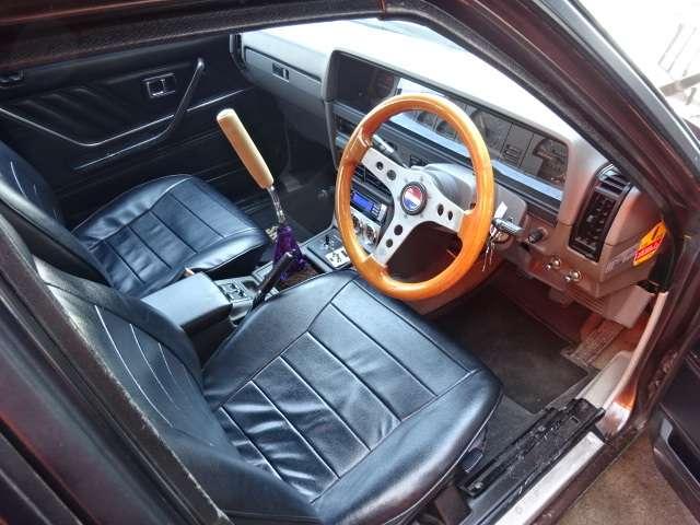 2000GT L20 5MT 社外アルミ マフラー エアサス(6枚目)