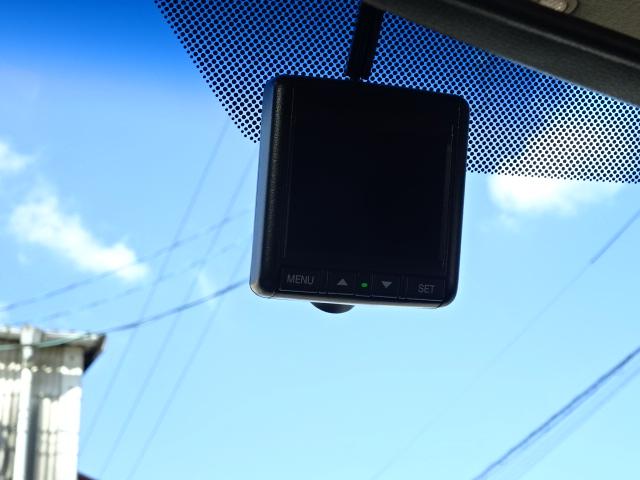 Ｎ－ＯＮＥ スタンダード　ワンセグＴＶ　ブルーツース対応　ＣＤ　ＨＤＭＩ　前後ドラレコ　ＥＴＣ　オートエアコン　ステアリングリモコン　スマートキー２本　バックカメラ　オートリザーブドアミラー（15枚目）