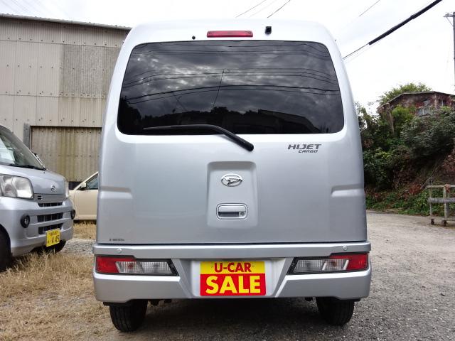 ハイゼットカーゴ ＤＸ　ＳＡＩＩＩ　ワンオーナー　禁煙車　ハイルーフ　ブルーツース対応　バックカメラ　クリアランスソナー　衝突軽減装置　ＰＷ　キーレス　スペアキー（6枚目）