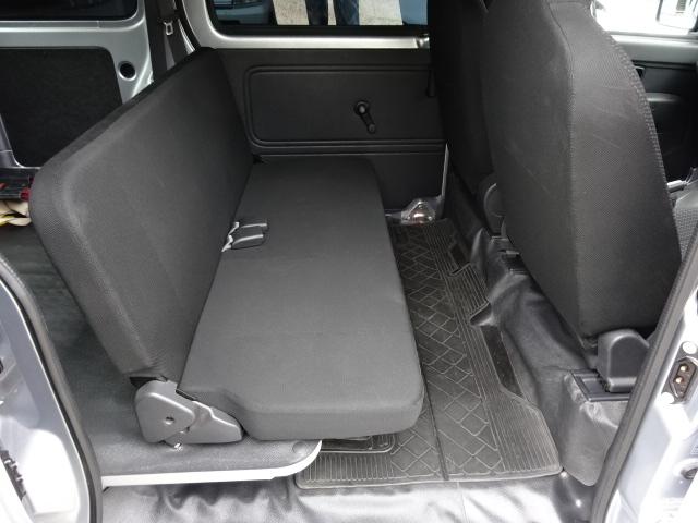 ハイゼットカーゴ ＤＸ　ＳＡＩＩＩ　ワンオーナー　禁煙車　ハイルーフ　ブルーツース対応　バックカメラ　クリアランスソナー　衝突軽減装置　ＰＷ　キーレス　スペアキー（10枚目）